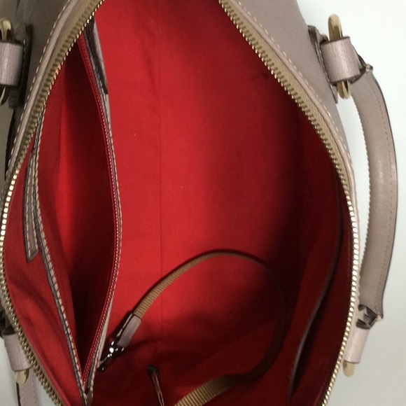 Dooney & Bourke Bag w/Handles & Removable Strap - Picture 6 of 9